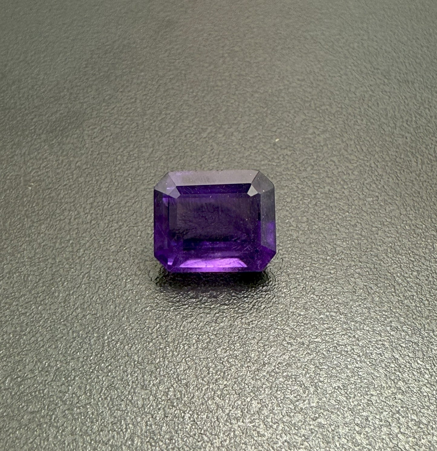 Natural Amethyst: 6.23 ct
