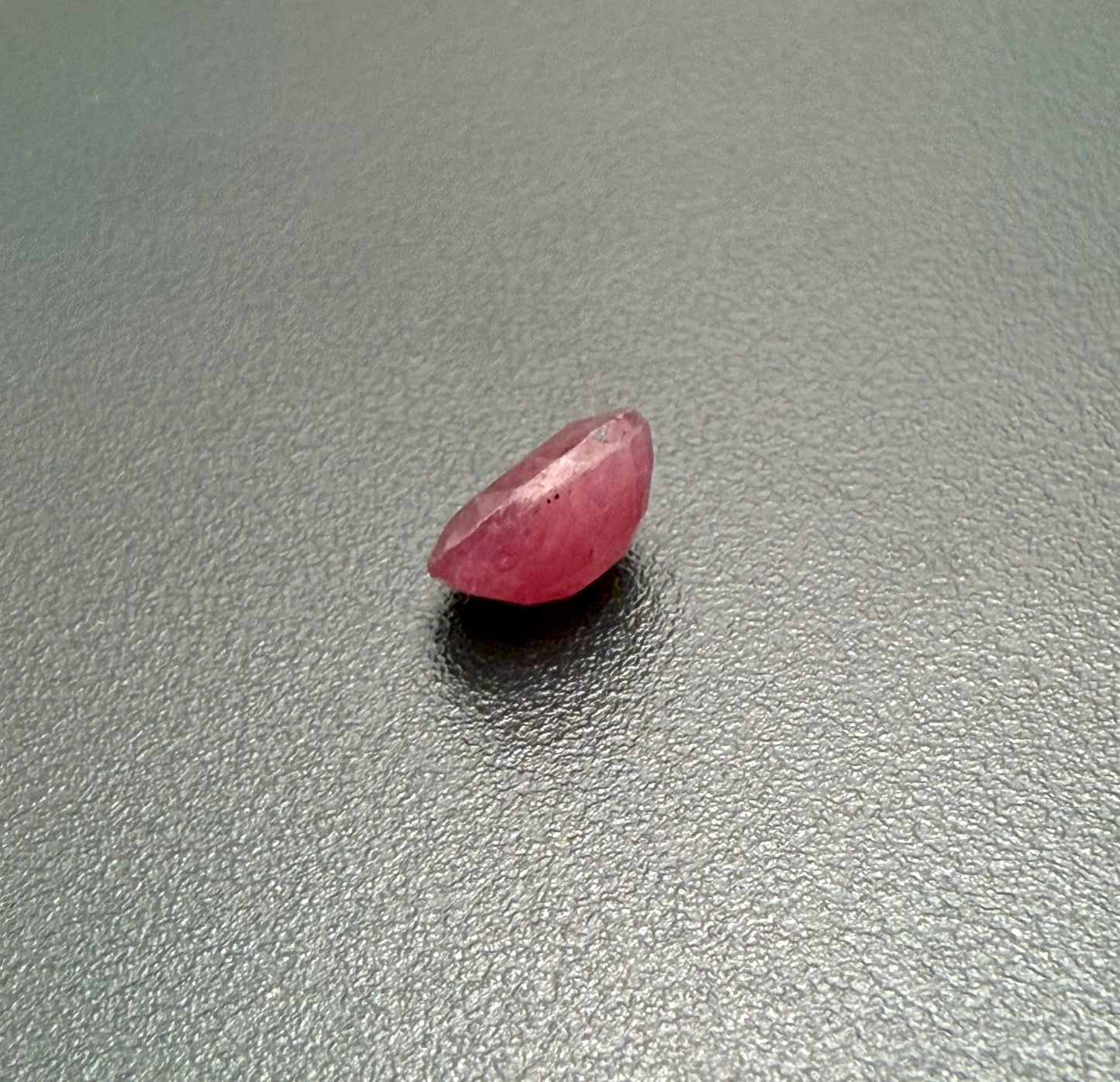 Natural Ruby - Aftica: 3.83 ct