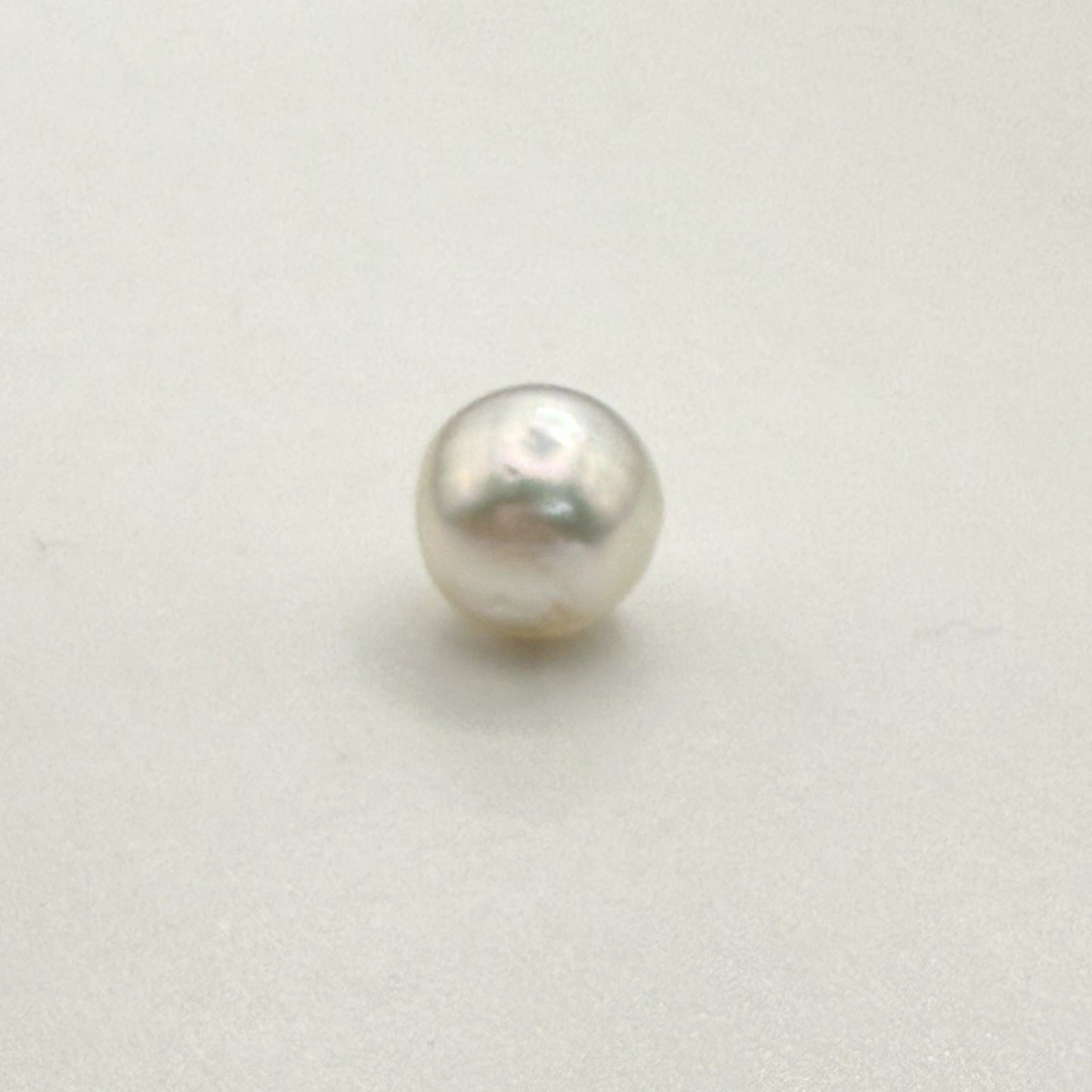 Natural Pearl - South Sea 8.50mm - 4.42 ct