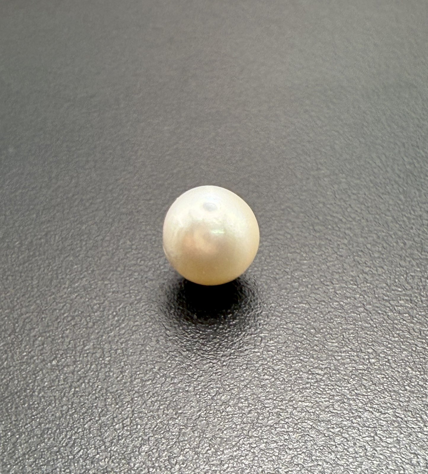 Natural Pearl - South Sea 8.50mm - 4.21 ct