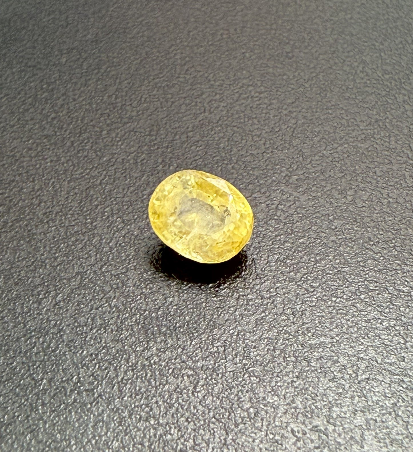 Natural Yellow Sapphire - Ceylone: 2.58 ct - Super Premium