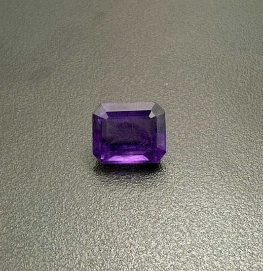 Natural Amethyst: 6.23 ct