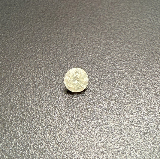 Natural Diamond - Africa: 28 cents