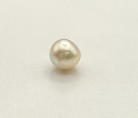 Natural Pearl - South Sea 7mm - 2.28 ct