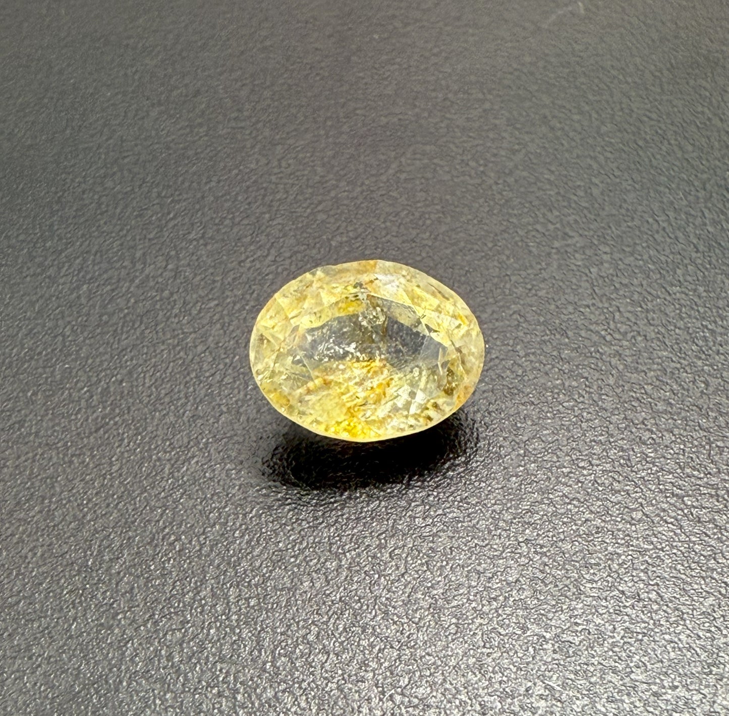 Natural Yellow Topaz - 7.27 ct - Premium